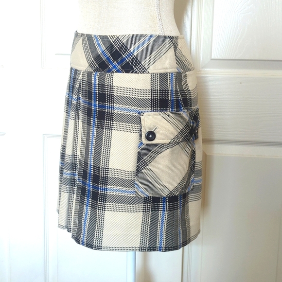 Vintage Mossimo Plaid Mini Skirt with Pockets - Picture 2 of 4